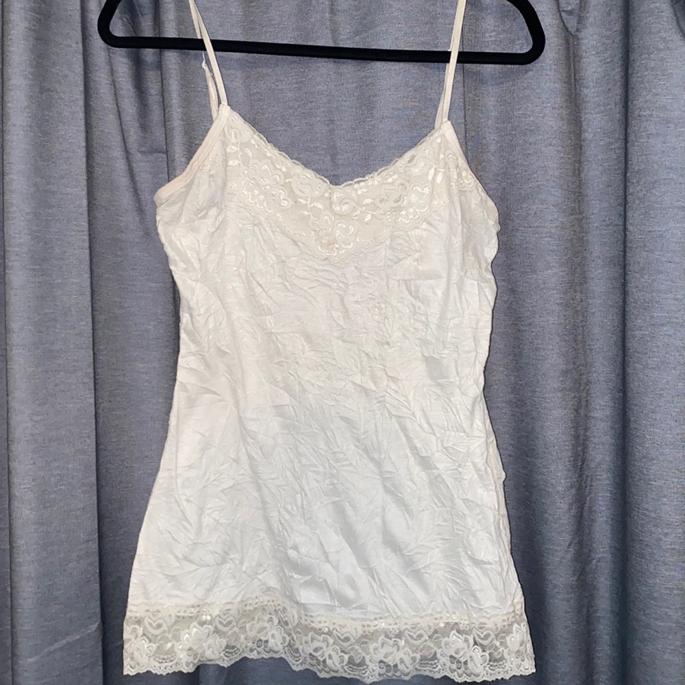 Winkled look camisole. Size M